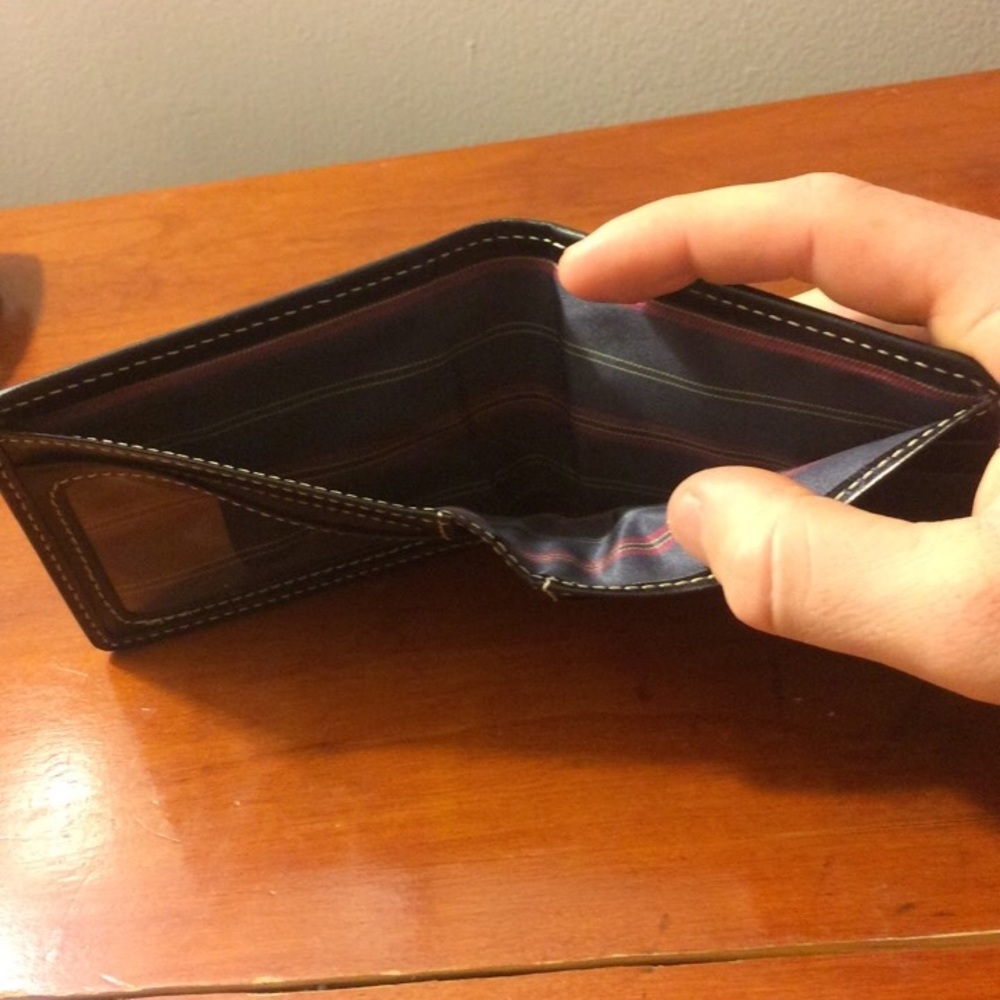 Wallet - Picture 4 of 4